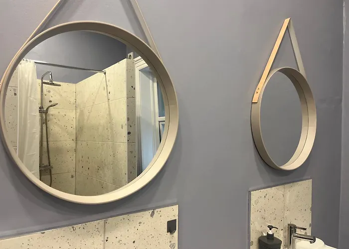 Botanic Avenue Hostel Less Than A Mile From The City Centre